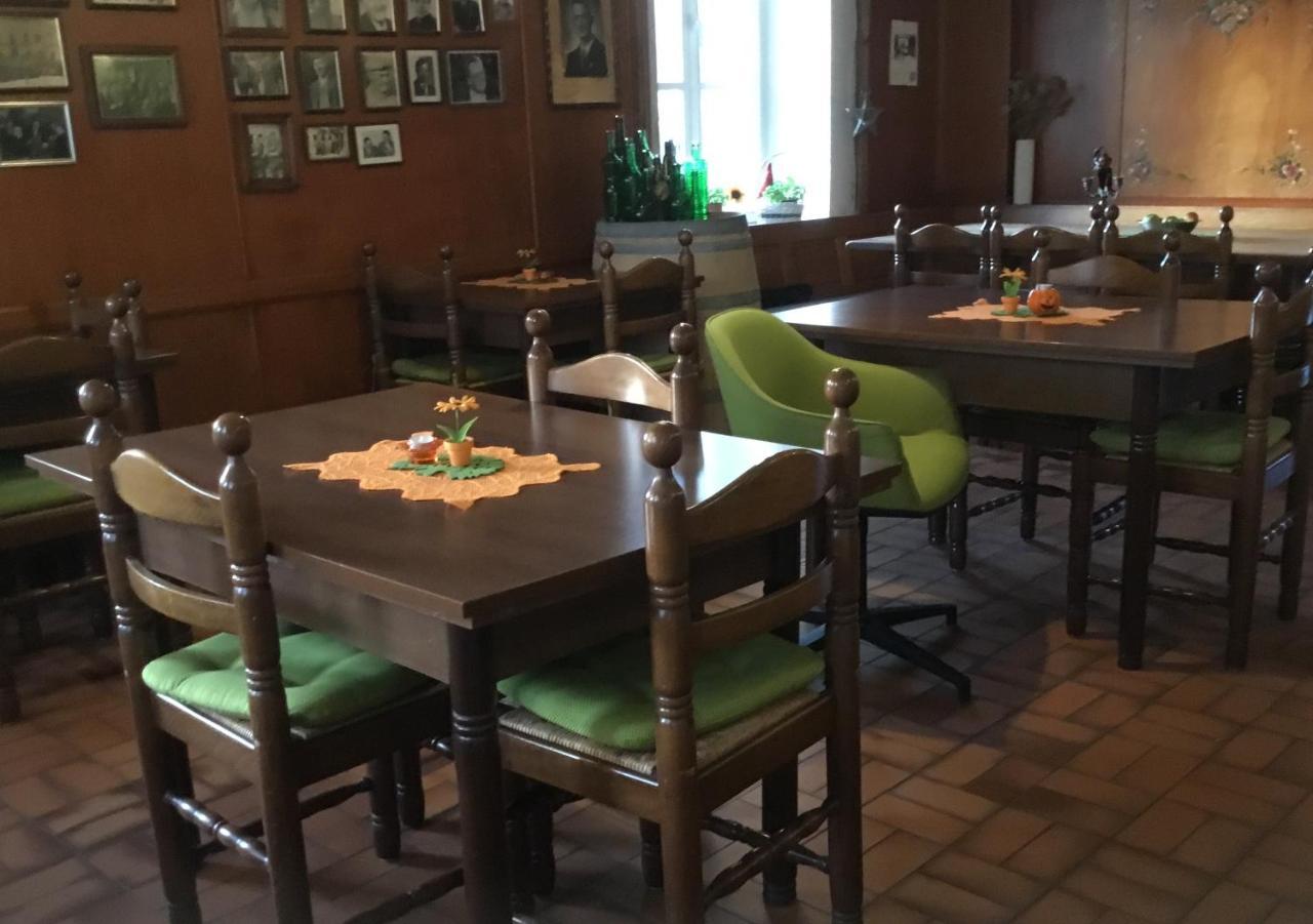Hotel Zur Eiche Oberthal Exteriör bild
